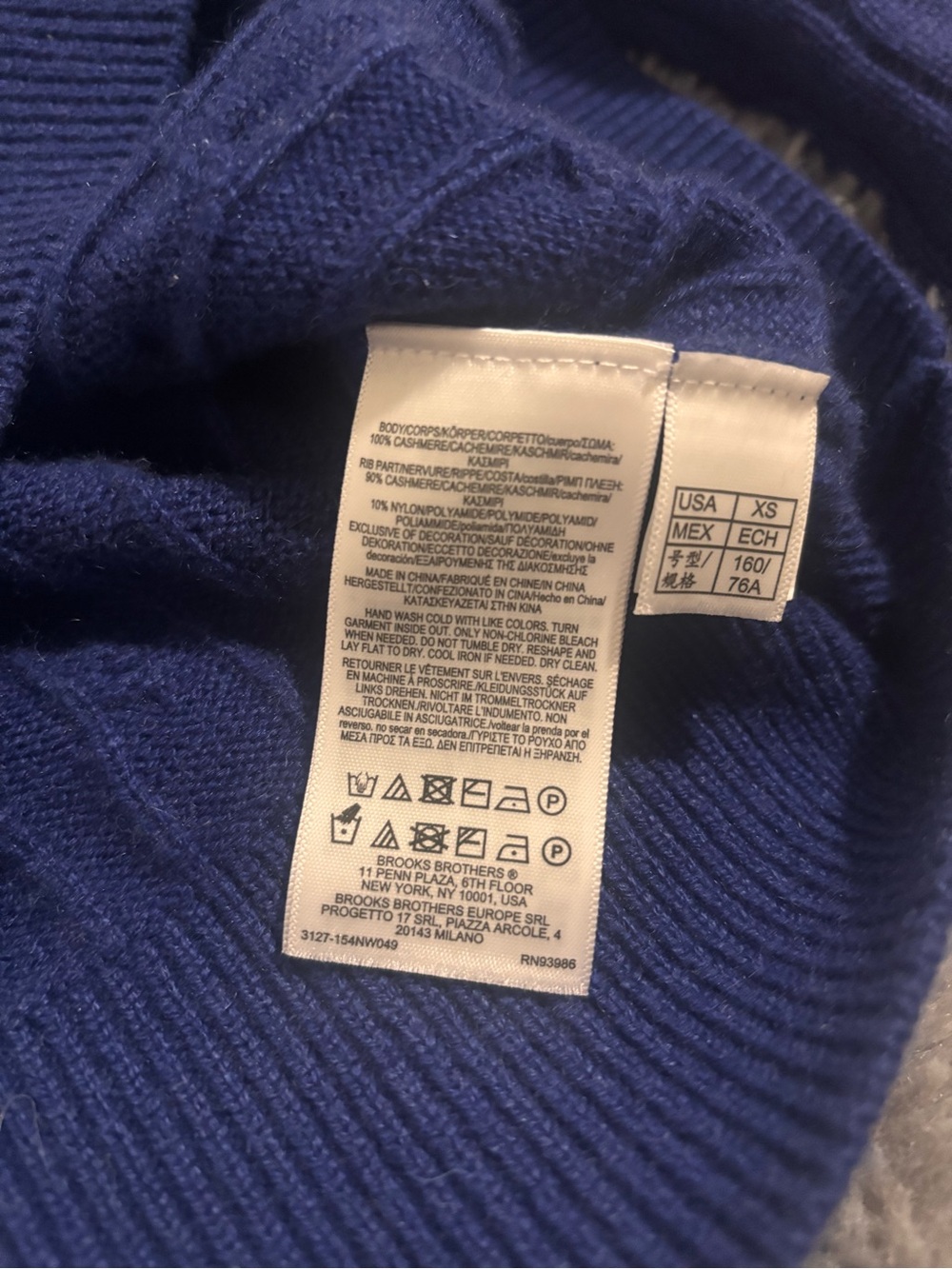 Brooks Brothers Royal Blue Cable Knit Cashmere Sweater - Picture 4 of 4